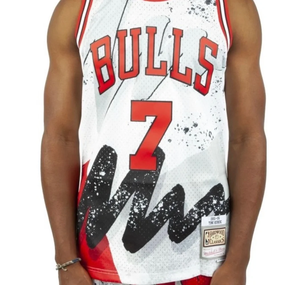 New Mitchell & Ness White Chicago Bulls 97-98 Toni Kukoc Swingman Jersey S - Picture 10 of 11